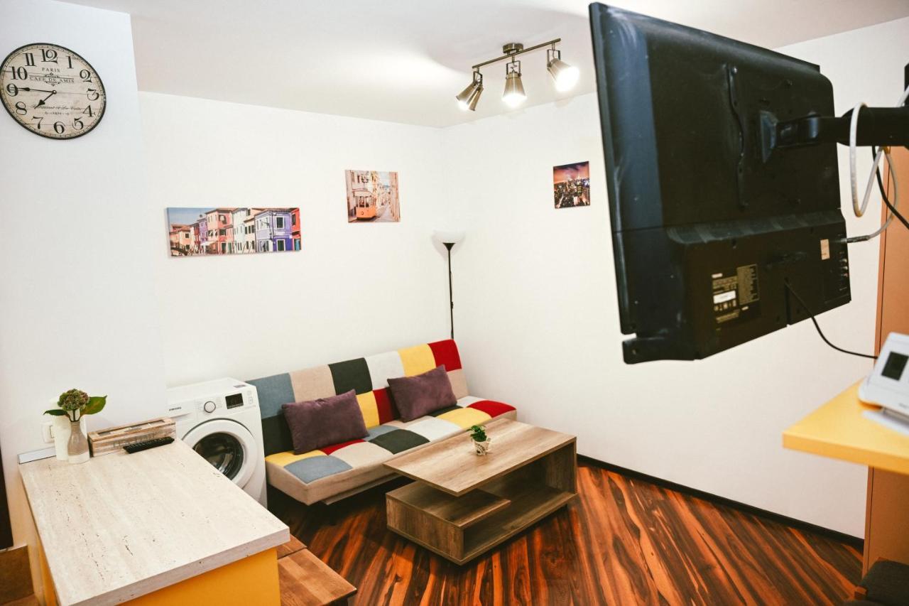 Cozy Apartment Brașov Exterior foto